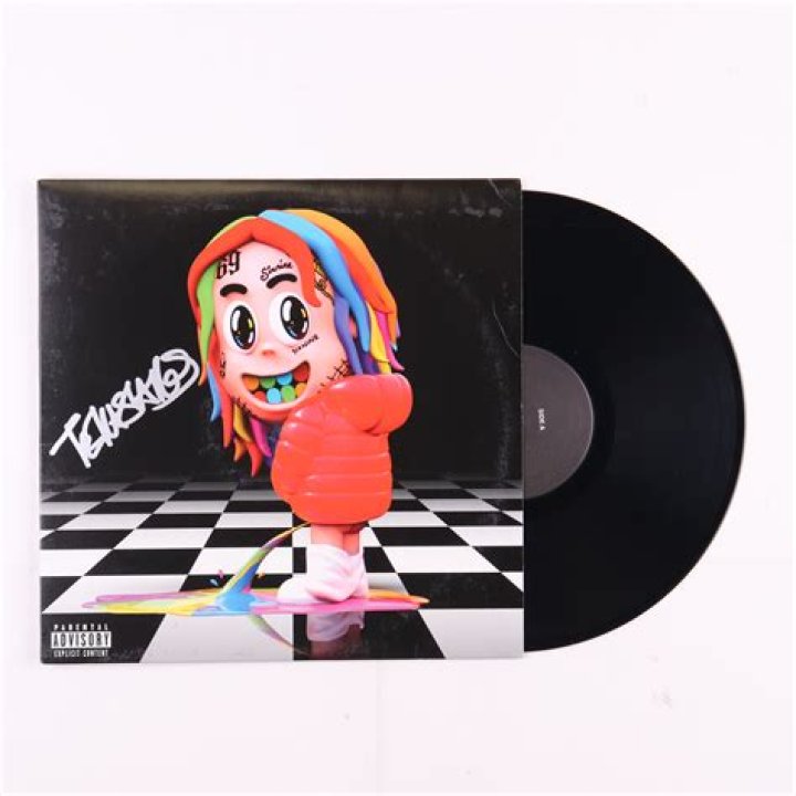 6ix9ine's "DUMMY BOY" Rollout Was A Bittersweet End To His Run