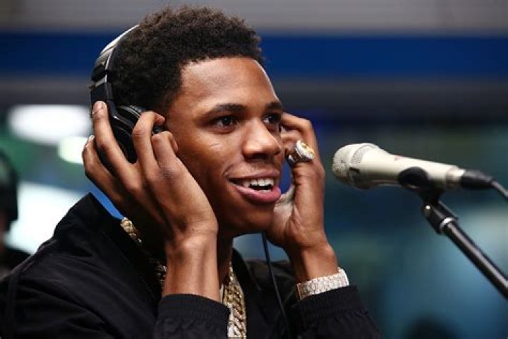 A Boogie Is Still Checking For Ella Bands Despite Breakup, Says Her Sister