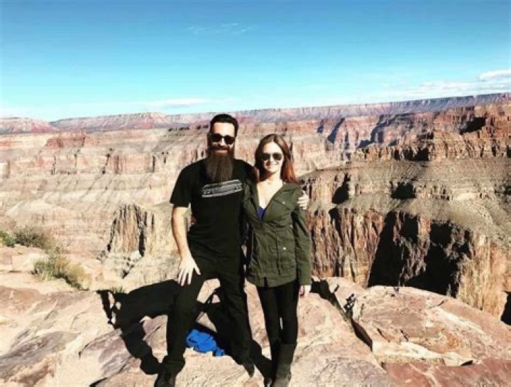 Aaron Kaufman Net Worth Update, Meet his Girlfriend Lauren Moore Knob. See her pictures 2022