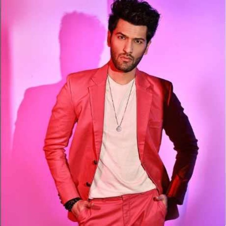 Aayushmaan Srivastav (Raju Srivastav's Son) Wiki, Biography, Age, Mom, Sister, Education & More