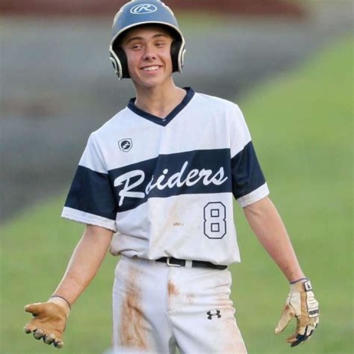 Adam Dillon Age | Wiki, Net worth, Bio, Height, Girlfriend