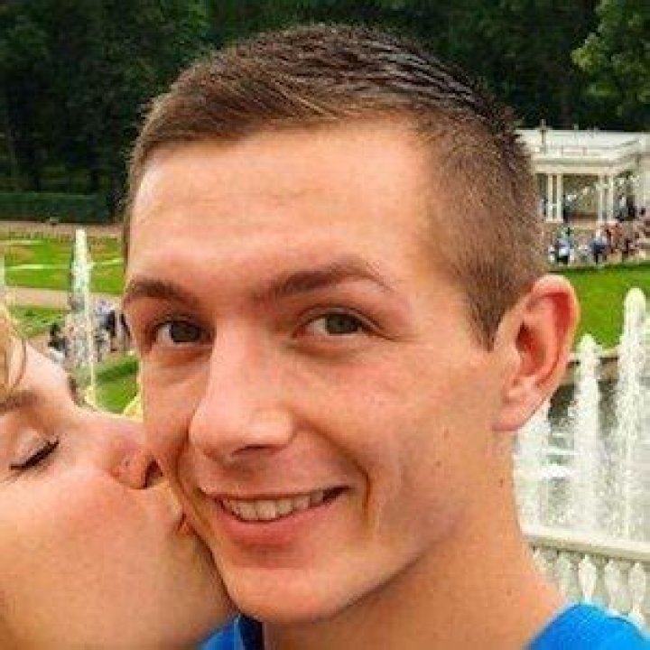 Adam LZ (YouTube Star) - Age, Birthday, Bio, Facts, Family, Net Worth, Height & More