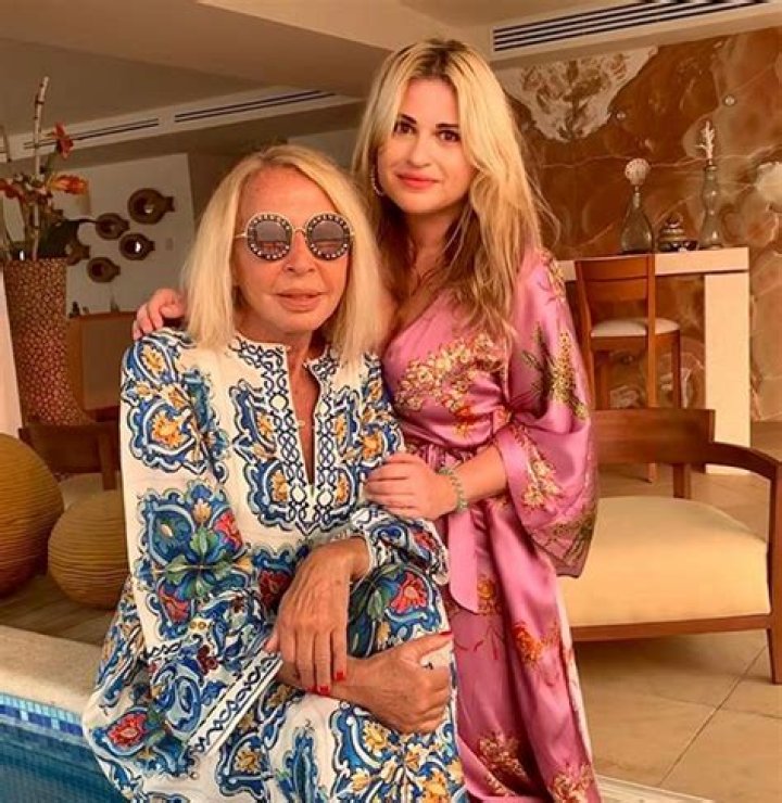 Alejandra De La Fuente Bozzo (Modelo) - Edad, cumpleaños, biografía, hechos, familia, patrimonio neto, altura y más