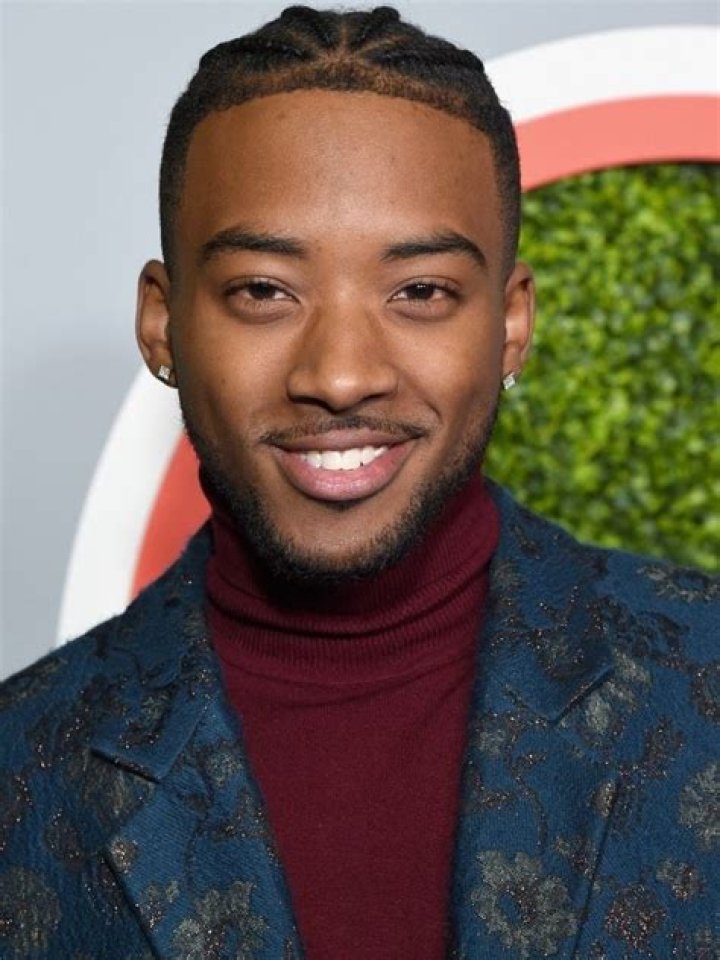Algee Smith