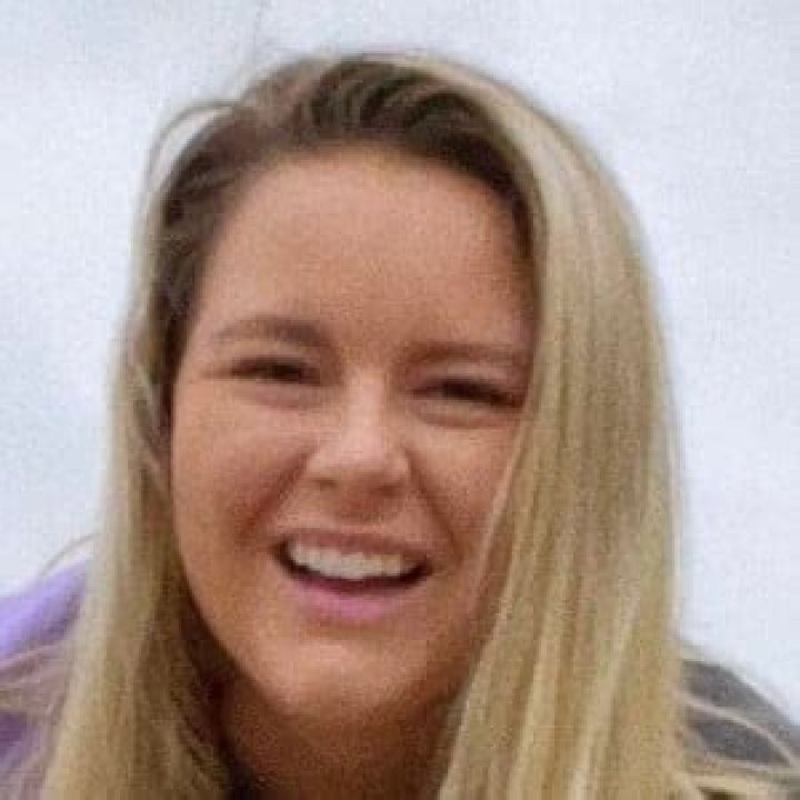 Allison Florea (TikTok Star) - Age, Birthday, Bio, Facts, Family, Net Worth, Height & More