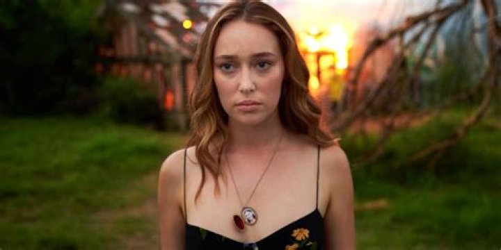 Alycia Debnam-Carey Biography, The 100, Age, GIF, Movies and Brother