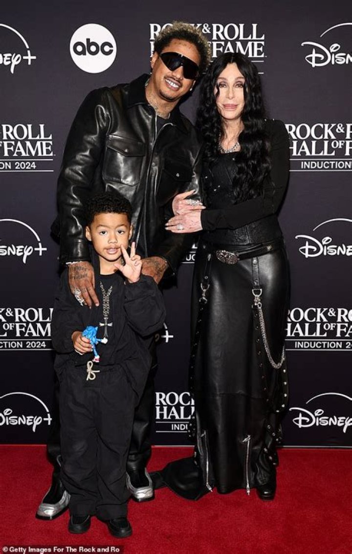 Amber Rose Flaunts Growing Baby Bump With Alexander ‘AE’ Edwards During Malibu Chili Cook-Off