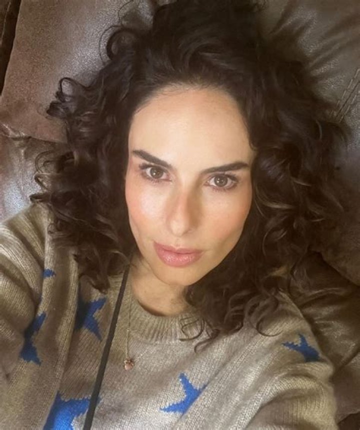 Ana Serradilla (Actriz de Televisión) - Edad, cumpleaños, biografía, hechos, familia, patrimonio neto, altura y más