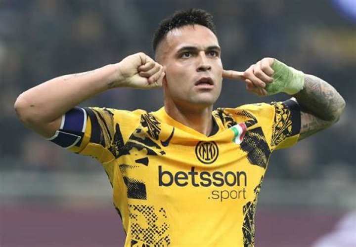 Anais Martinez biografía, edad, altura, esposa, net worth, familia