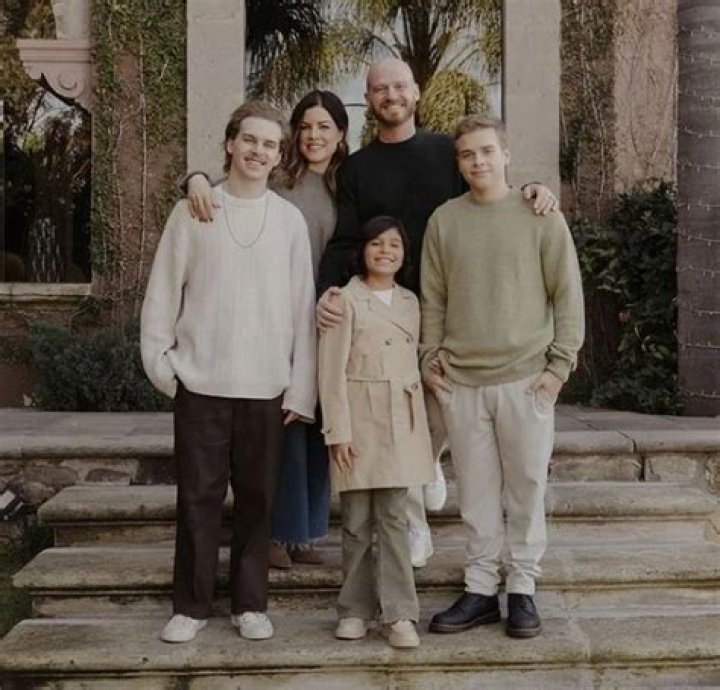 Andrés Spyker (Religious Leader) - Age, Birthday, Bio, Facts, Family, Net Worth, Height & More