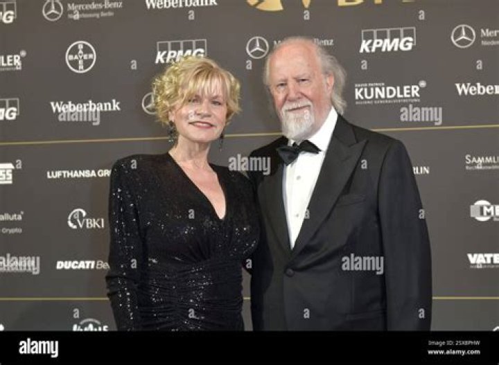 Anne Kasprik Biography, Age, Height, Husband, Net Worth, Family