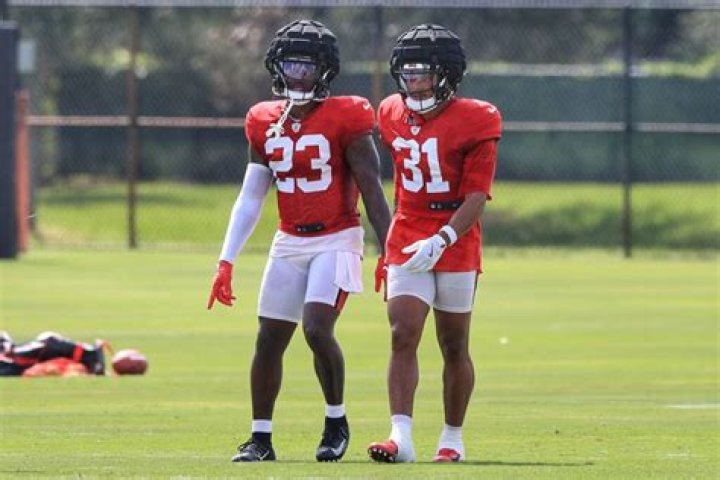 Antoine Winfield Jr. Salary, Net Worth, Contract, Age, PFF, 40 Time, Jersey, Dad