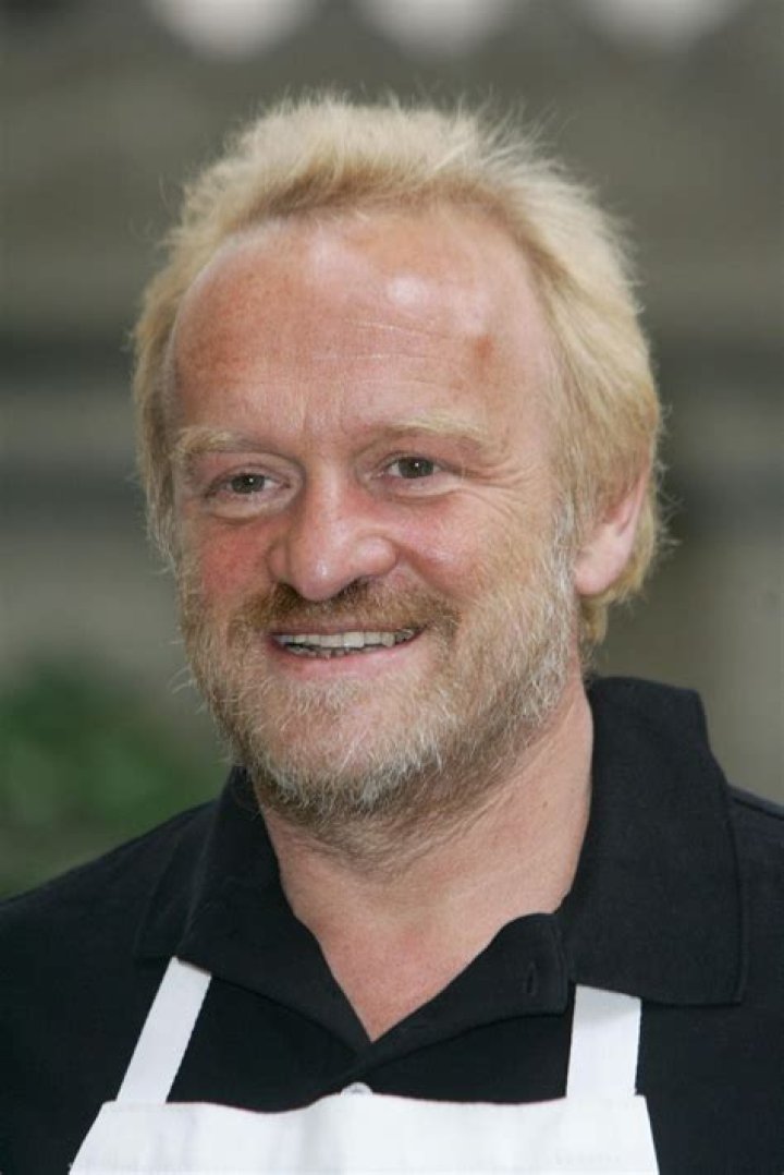 Antony Worrall Thompson (Chef) - Age, Birthday, Bio, Facts, Family, Net Worth, Height & More