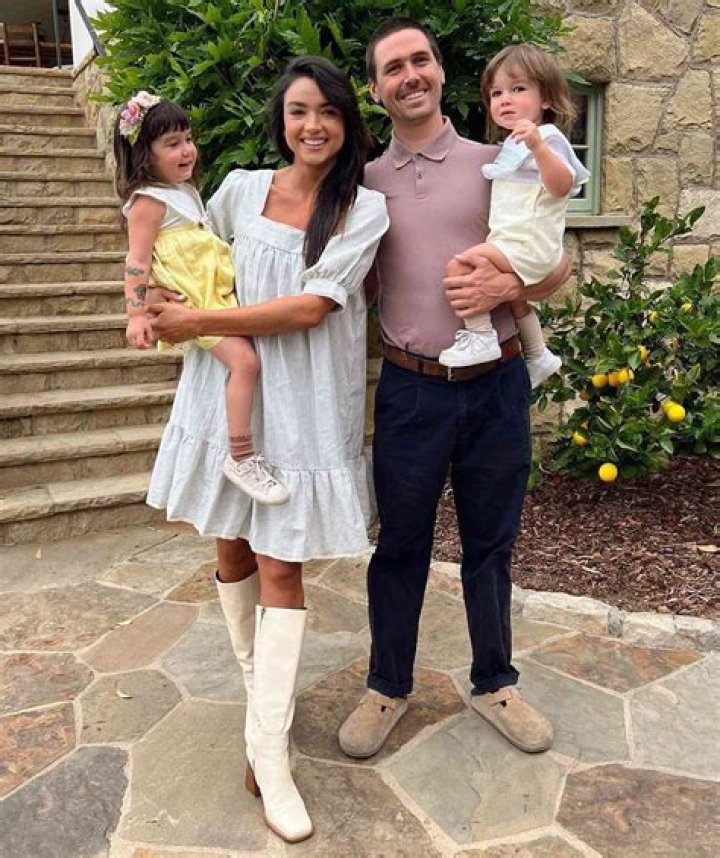 ‘Bachelor’ Alum Bekah Martinez Gets Real About Her Post-Pregnancy Sex Life With Boyfriend Grayston