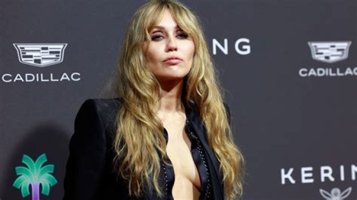 ‘Bachelor in Paradise’ Fans Are Freaking out Over Venmo John’s Unbelievable 6-Pack in a Sexy New Pic