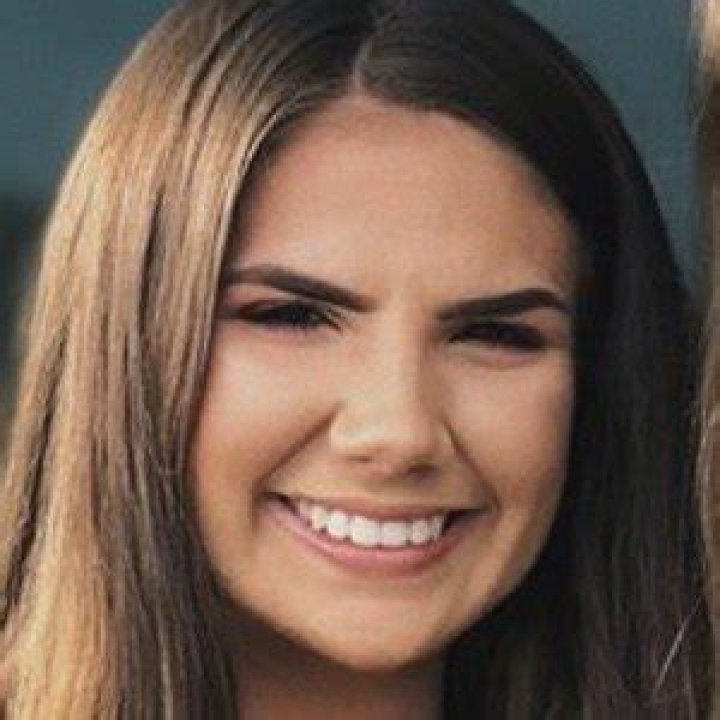 Bailey Spinnenweber (TikTok Star) - Age, Birthday, Bio, Facts, Family, Net Worth, Height & More