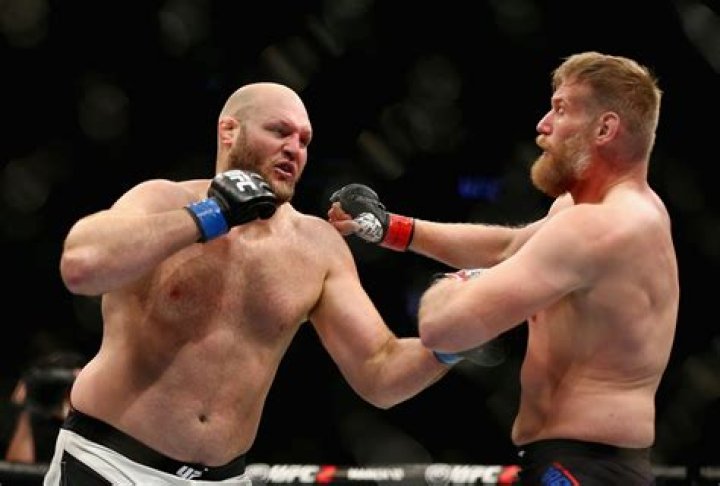 
Barnett Height, Weight, Net Worth, Age, Birthday, Wikipedia, Who, Nationality, Biography 