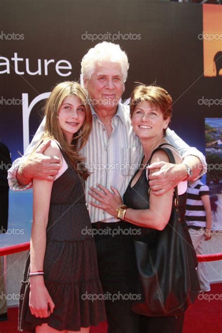 Barry Bostwick Biography, Age, Wife, Children, Films & Net Worth