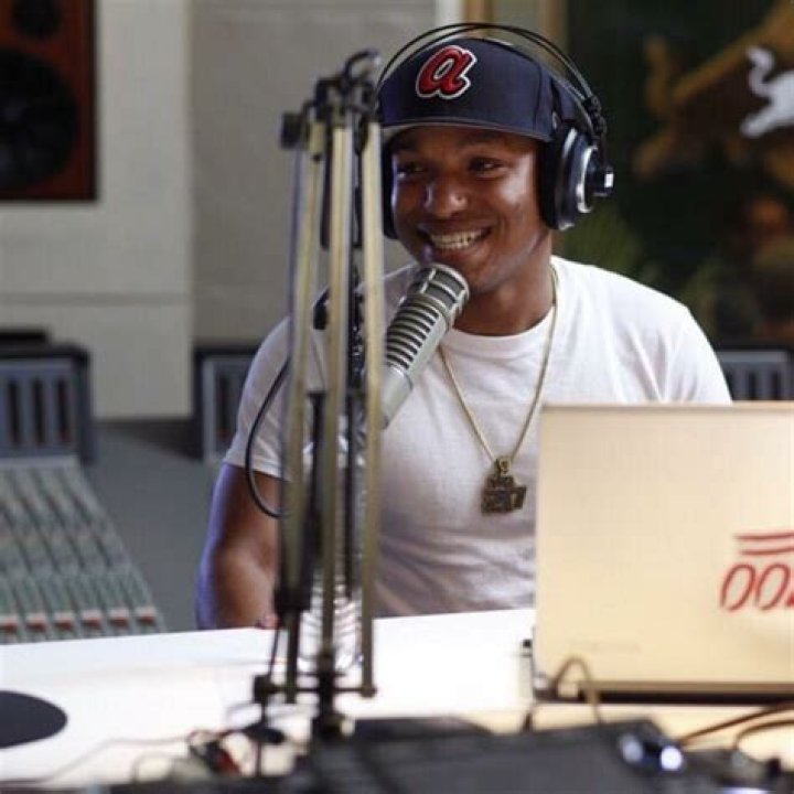 Behind The Beat: Mr. 2-17