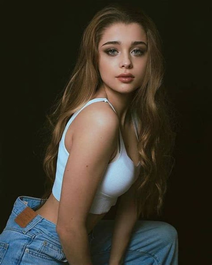 Berta Castane Height, Weight, Net Worth, Age, Birthday, Wikipedia, Who, Nationality, Biography