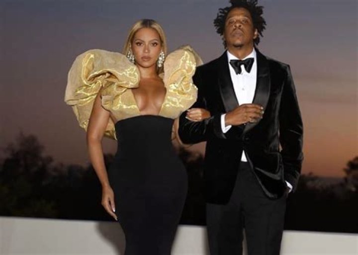 Beyonce And Jay-Z Wore His And Her Lorraine Schwartz Diamond Rings Totaling 58 Carats To The Golden Globes