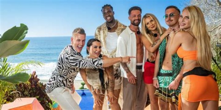 BFF Goals! Adore Delano and La Demi Martinez Found ‘Soulmates’ in Each Other on ‘Ex on the Beach’