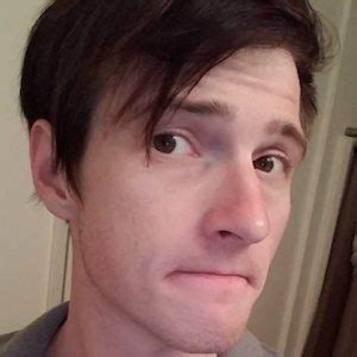 Bijuu Mike (YouTube Star) - Age, Birthday, Bio, Facts, Family, Net Worth, Height & More