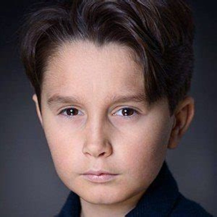 Bobby Smalldridge (TV Actor) - Age, Birthday, Bio, Facts, Family, Net Worth, Height & More