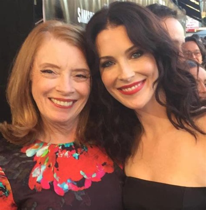 Bridget Regan Biography, Age, Height, Husband, Net Worth, Family