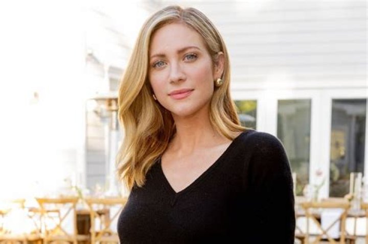 Brittany Falardeau Age, Wiki, Biography, Height, Husband, Instagram