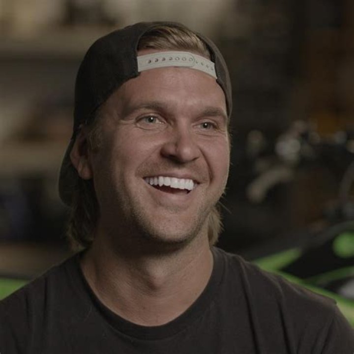 Bruce Cook (Motorcycle Racer) - Age, Birthday, Bio, Facts, Family, Net Worth, Height & More