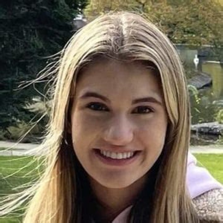 Cassidy Leigh Quinn (TikTok Star) - Age, Birthday, Bio, Facts, Family, Net Worth, Height & More