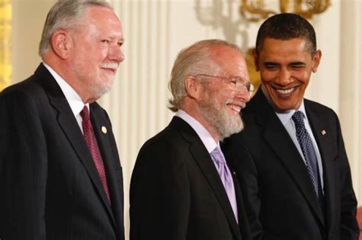 Charles Geschke (Entrepreneur) - Age, Birthday, Bio, Facts, Family, Net Worth, Height & More