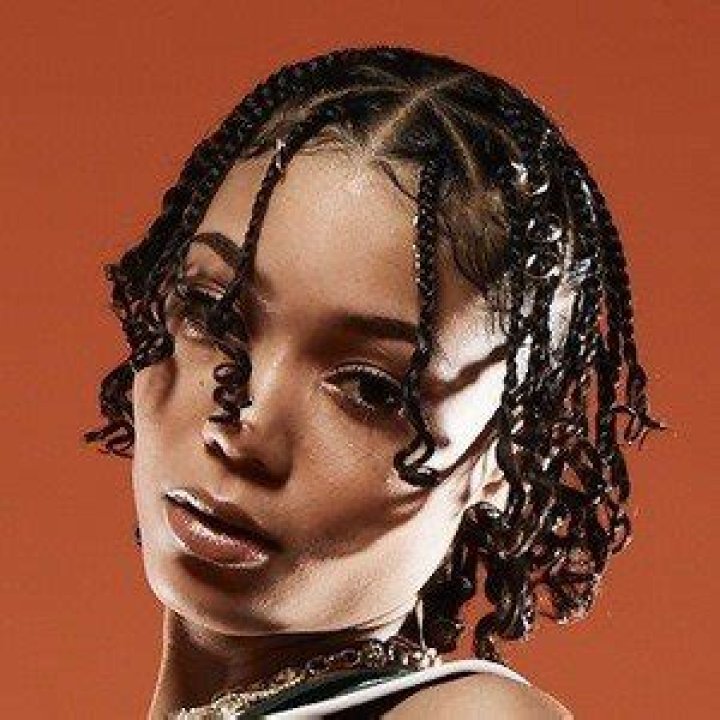 Coi Leray (Rapper) - Age, Birthday, Bio, Facts, Family, Net Worth, Height & More