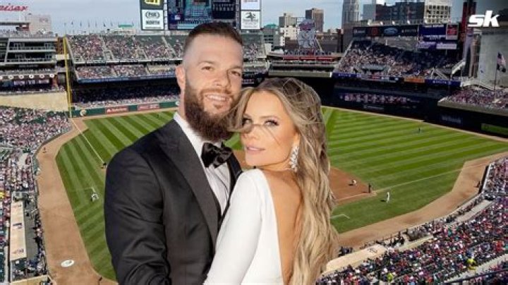 Dallas Keuchel (Baseball Player) - Age, Birthday, Bio, Facts, Family, Net Worth, Height & More