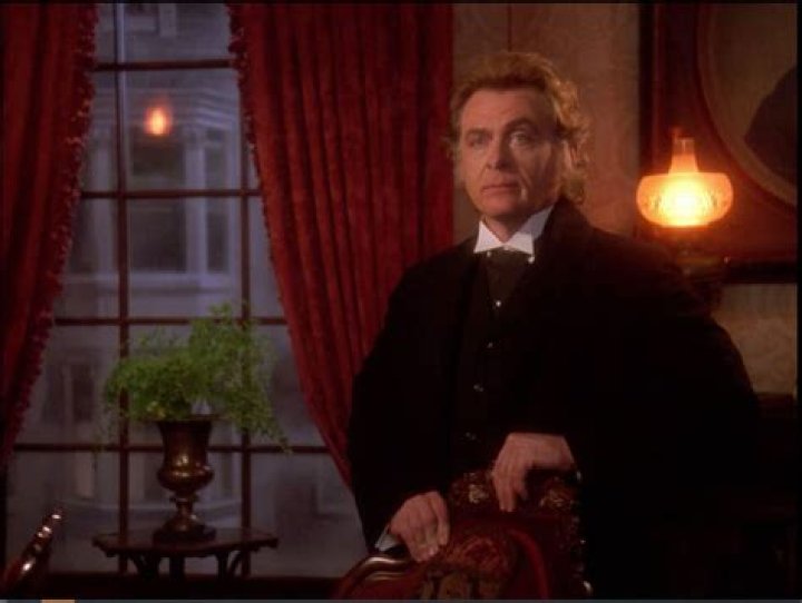 Daniel Davis (TV Actor) - Age, Birthday, Bio, Facts, Family, Net Worth, Height & More