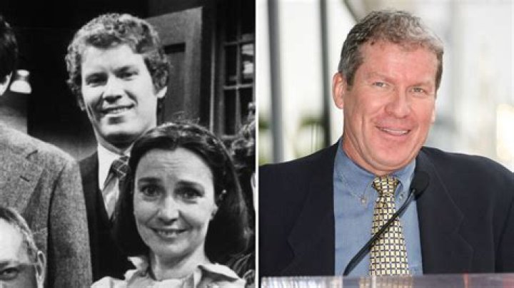 Daniel Hugh Kelly Biography, Age, Height, Wife, Net Worth, Family