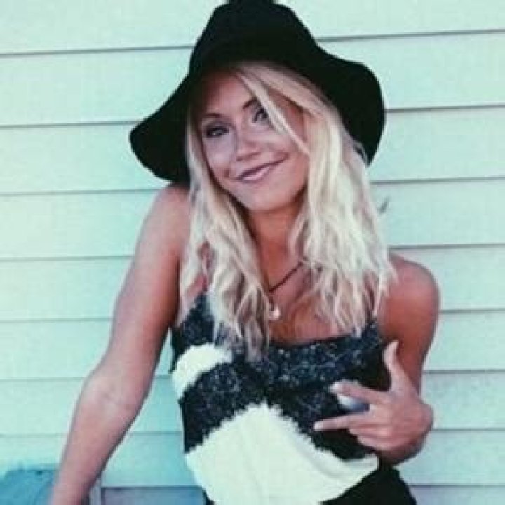 Danielle Driscoll (Vine Star) - Age, Birthday, Bio, Facts, Family, Net Worth, Height & More