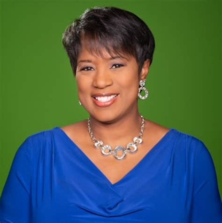 Danita Harris Bio, Wiki, Age, Birthday, Height, Family, Husband, WEWS, Net Worth, and Salary