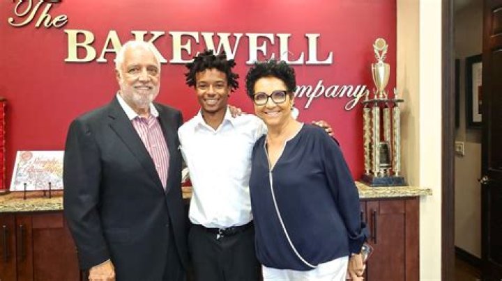 Danny Bakewell biografía, edad, altura, esposo, net worth, familia