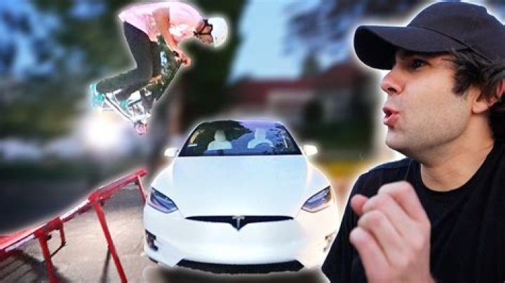 David Dobrik Tesla Jump Echo Park, Who Is Alex Choi? YouTuber Lambo Videos