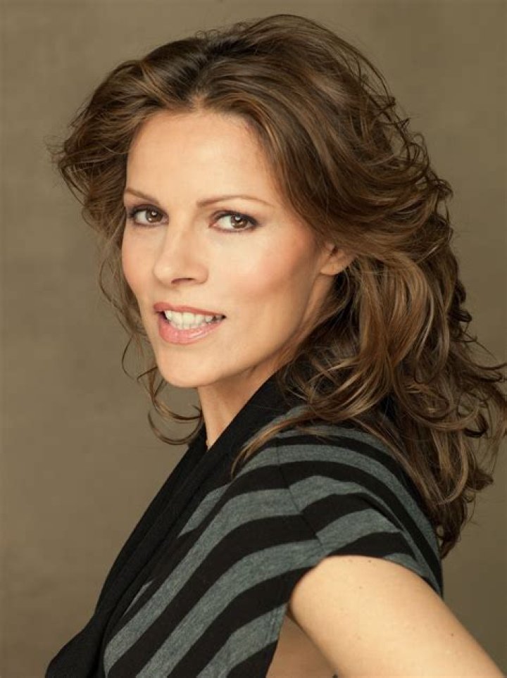 Denise Welch Biography, Age, Height, Husband, Net Worth, Family