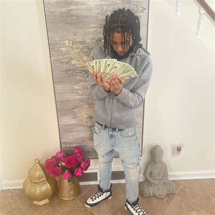 Dex Osama (Rapper) - Age, Birthday, Bio, Facts, Family, Net Worth, Height & More