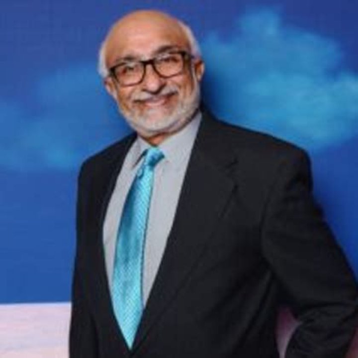 Dr. Dilip Bharucha, MD – Edison, NJ