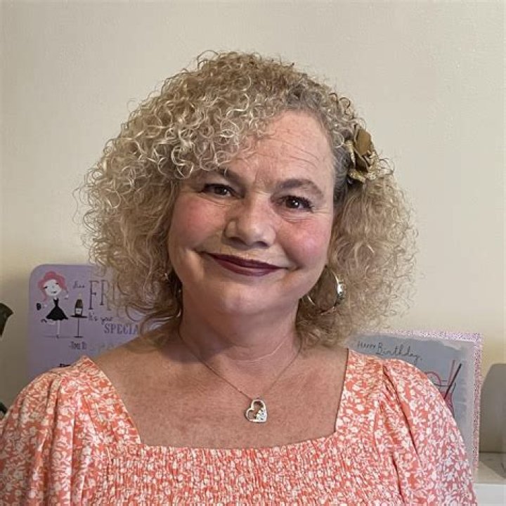 Does Jim marry Claire?