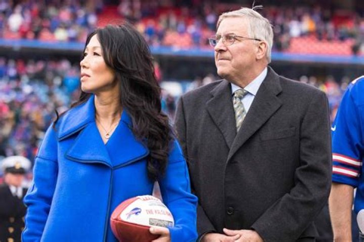 Does Kim Pegula have children?