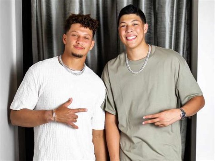 Does Patrick and Jackson Mahomes have the same parents?