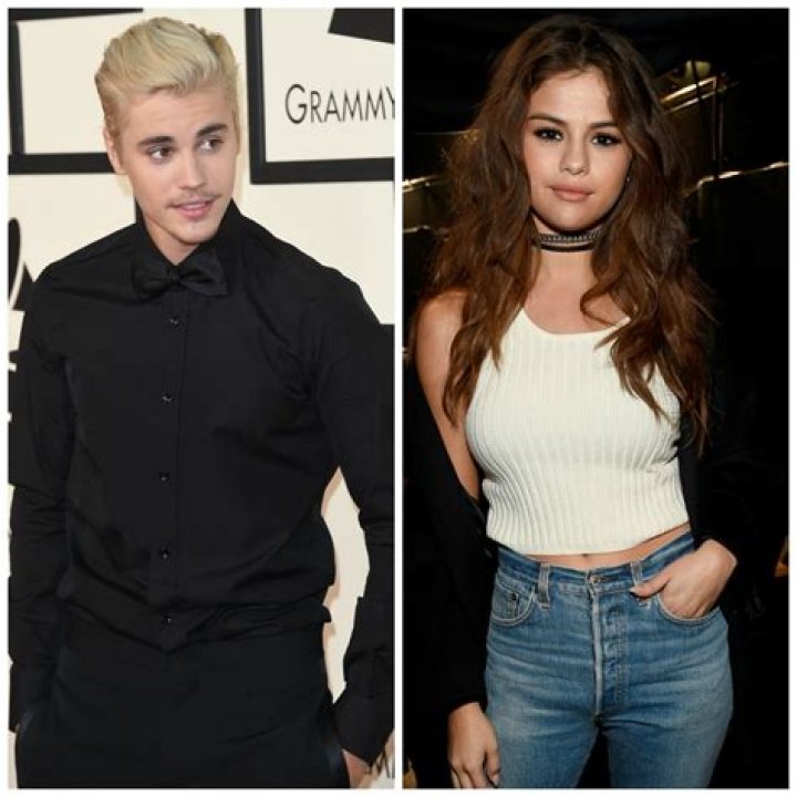 Double Tap!Justin Bieber Follows Ex Selena Gomez on Instagram… Again!