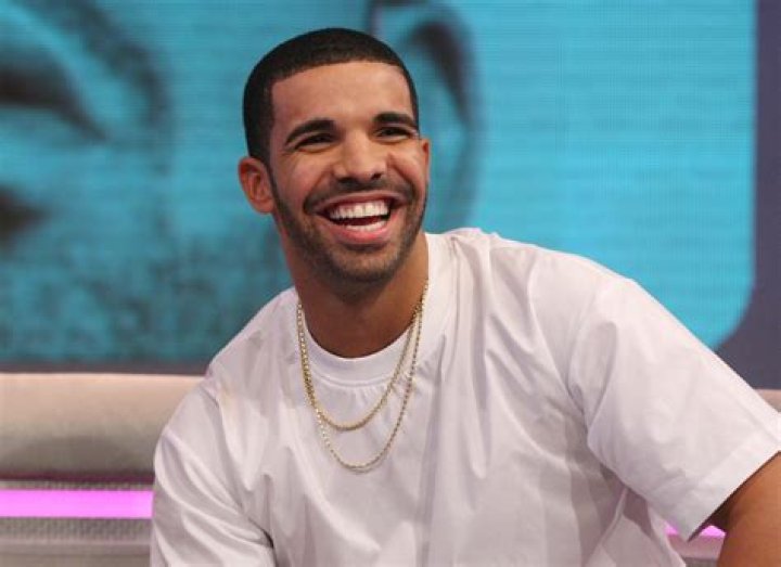 Drake's New Hair Misses The Mark: "He Never Beating Them Allegations"