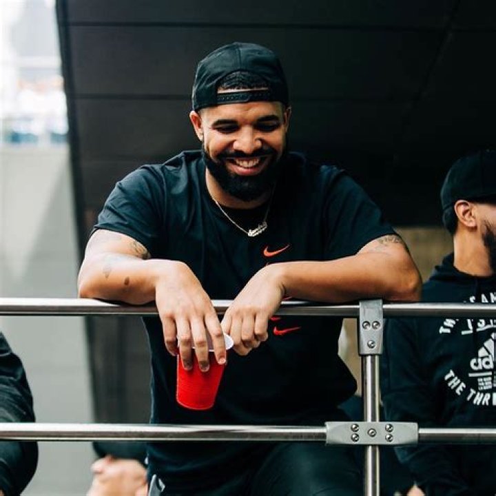 Drake Moves On With New Girl After Johanna Leia Split: Report